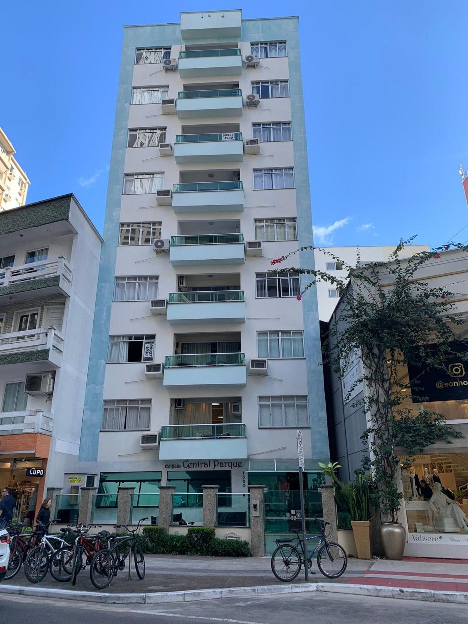 Apto Na Av Brasil Frente Ao Shopping,4Min Da Praia Balneario Camboriu Luaran gambar
